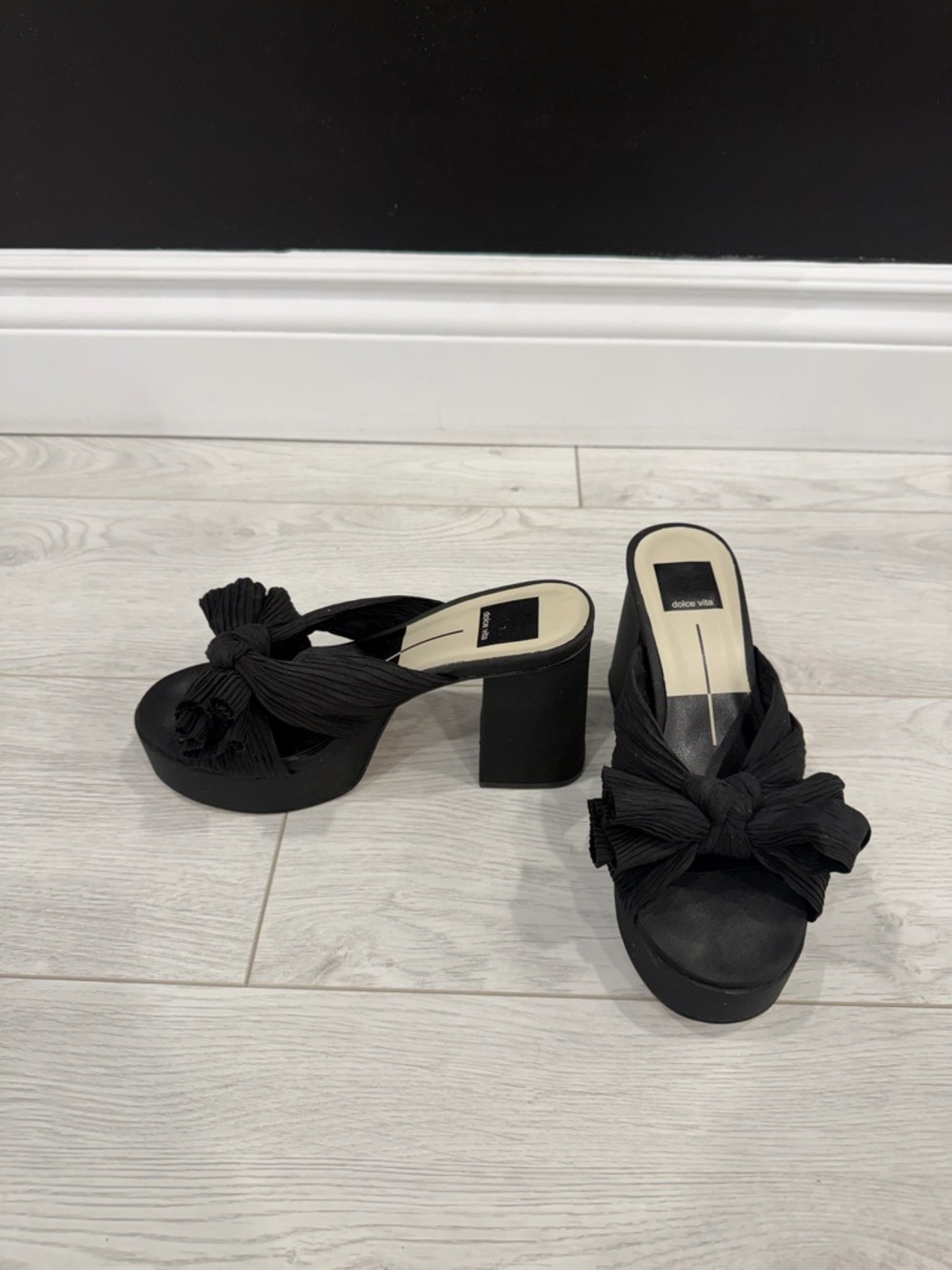 Dolce Vita | Knotted Platform Mule Heels